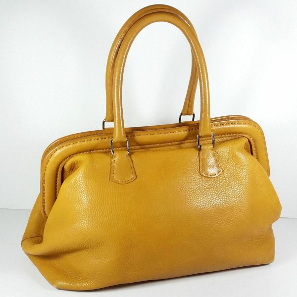 Fendi Selleria Tan Brown Pebble Leather Doctor Frame Satchel Hand Bag