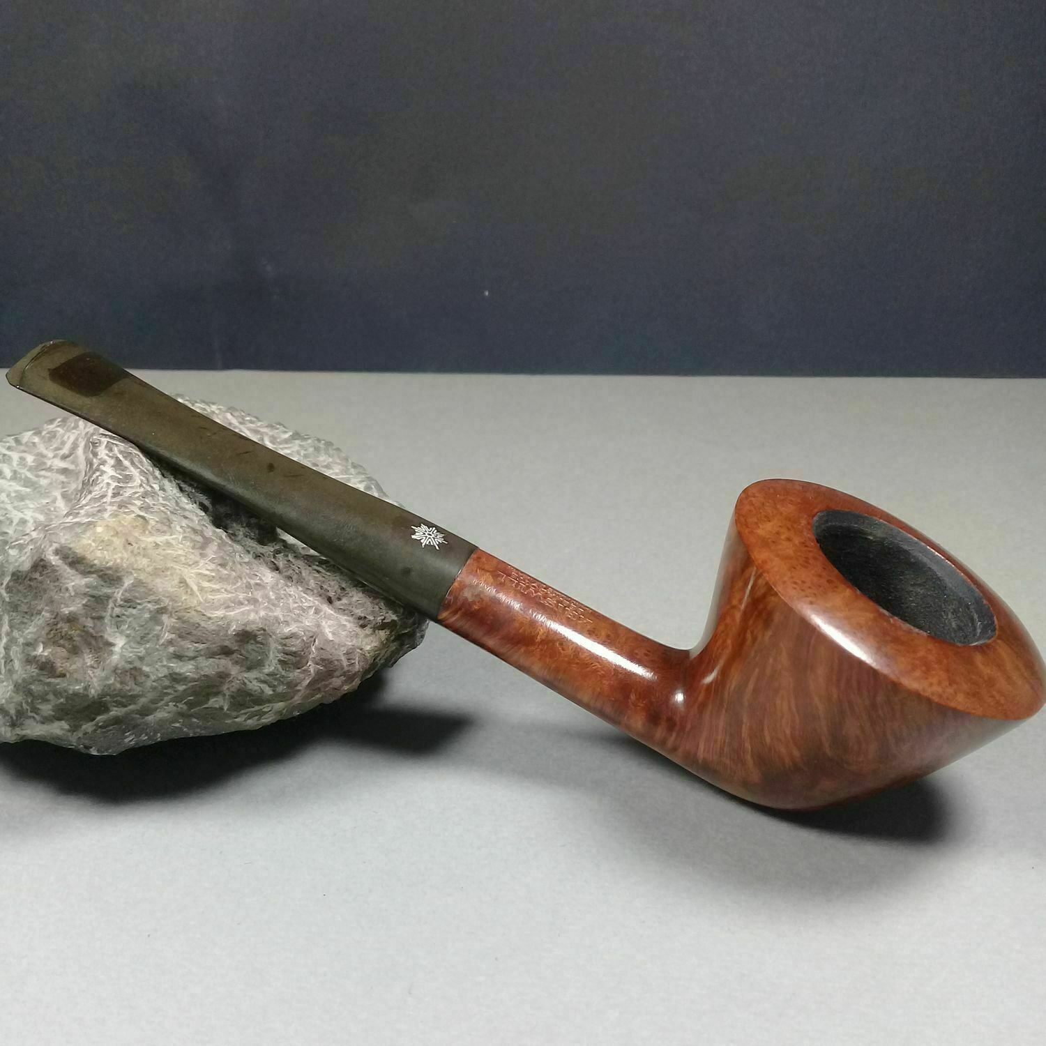 Kriswill Bernadotte 09 Smooth Polished 1970s Unburnt Tobacco Pipe