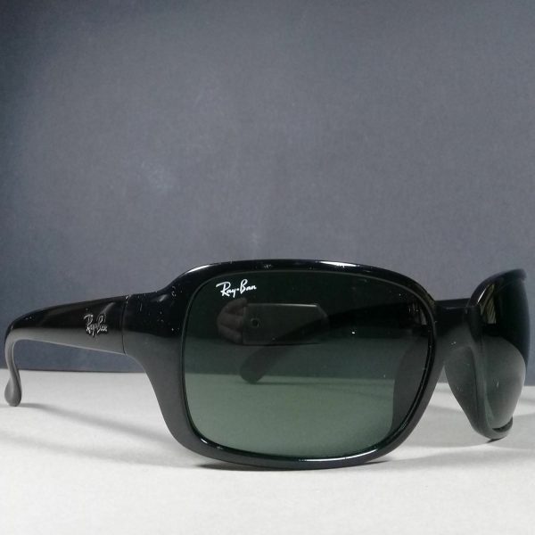 Ray Ban RB 4068 601 Black Unisex Wrap Sunglasses Made in Italy