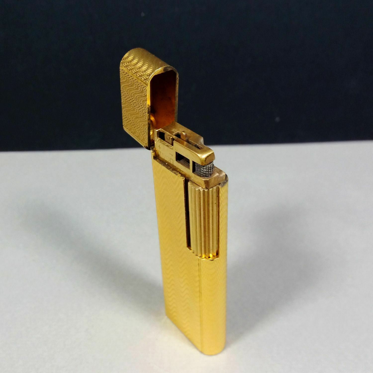 Myon Orfevre Paris Gold tone Metal Gas Lighter in Case and Box ...