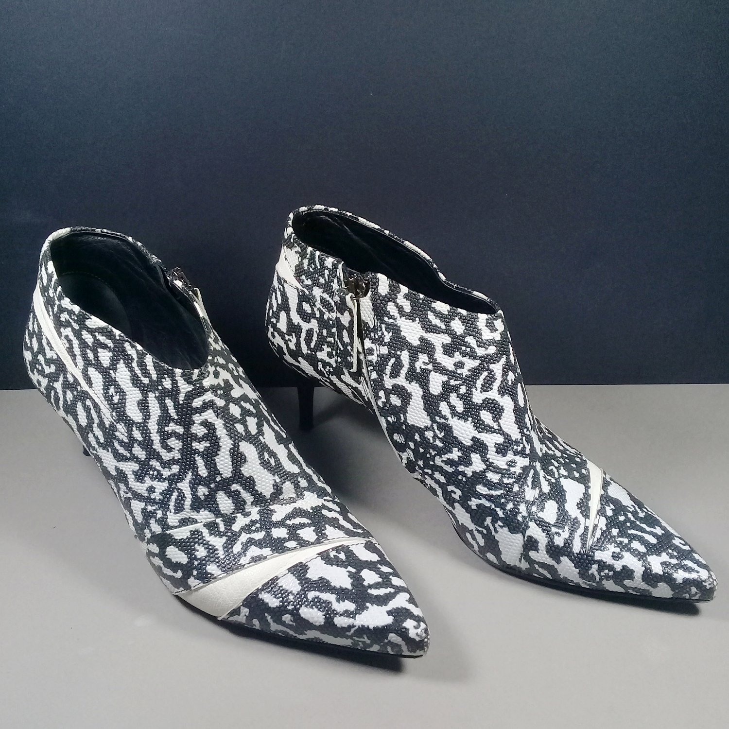McQ by Alexander McQueen Shear Bootie 55 B&W Print Ankle Boots Sz. 39