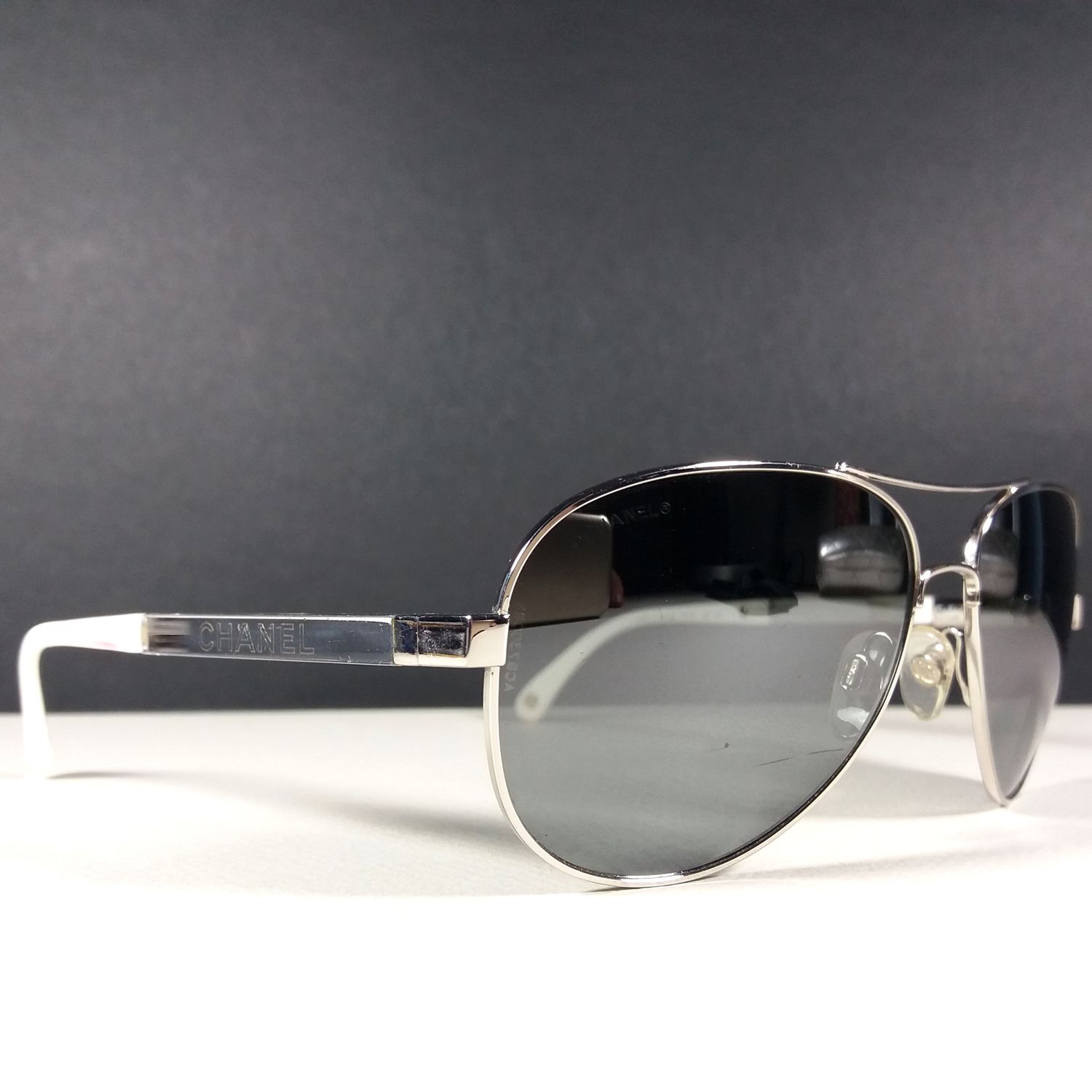 Chanel Collection Miroir 4179 CC Logo c.124/4D 130 Pilot Sunglasses Case &  Cloth –